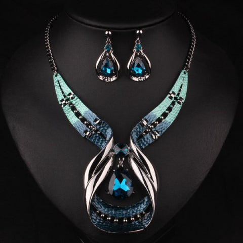 Trendy Chic Blue Drop Rhinestone Design Necklace And Earrings For Women