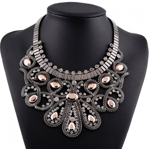 Vintage Exaggerated Rhinestone Necklace For Women (Black)