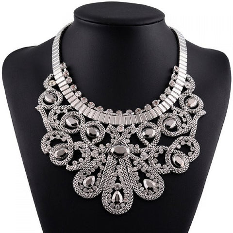 Vintage Exaggerated Rhinestone Necklace For Women (Silver)